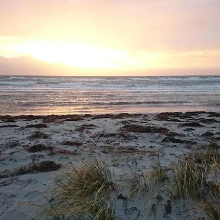 Luxury Oasis In Pot Strandby-by Traum Tjørneholm