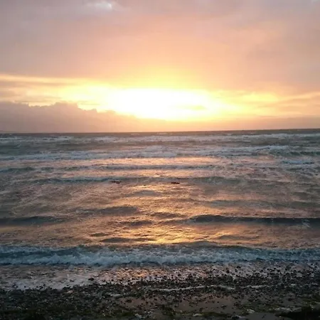 Luxury Oasis In Pot Strandby-by Traum *