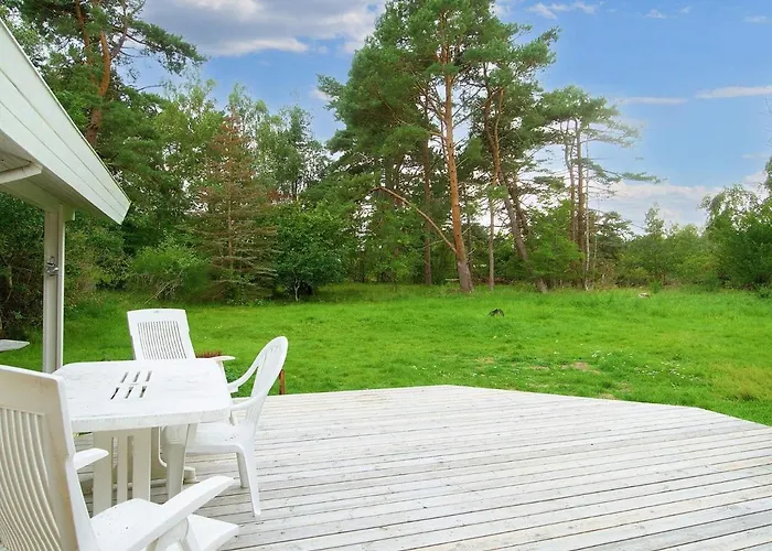 Luxury Oasis In Pot Strandby-by Traum * Tjorneholm
